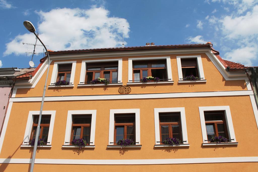 Apartments&suites žlutá Hruška Apartamento